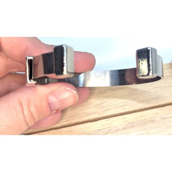 Join the Movement MS Silver Tone Bracelet with Charm - Picture 3 of 7